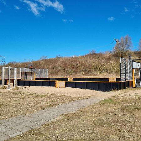 Beach Lodges Остворне Экстерьер фото